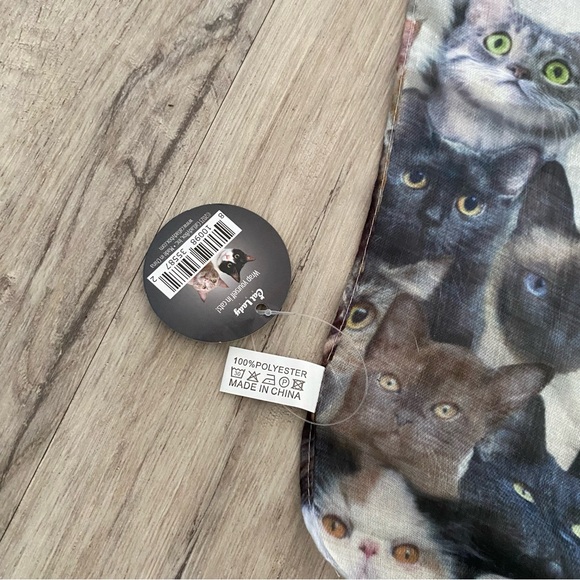 🐾CAT COLLAGE SCARF🐾 NWT - Picture 7 of 10